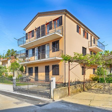 Apartment Ljiljana 1553 Novigrad Istria Esterno foto